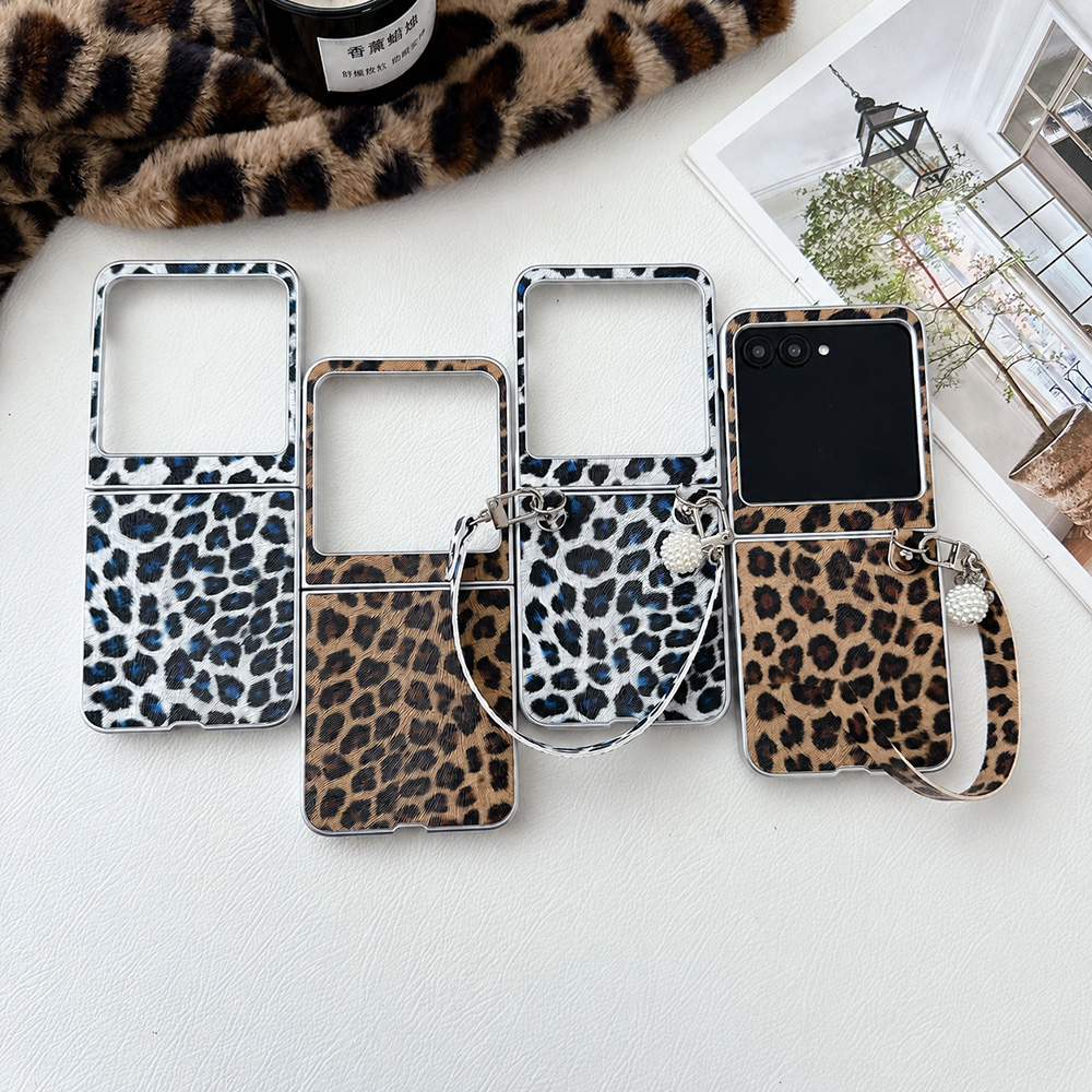 Phone Accessories And Cases - Leopard Print Folding Flip Phone Case